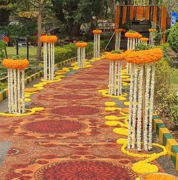 Marigold Column Walk