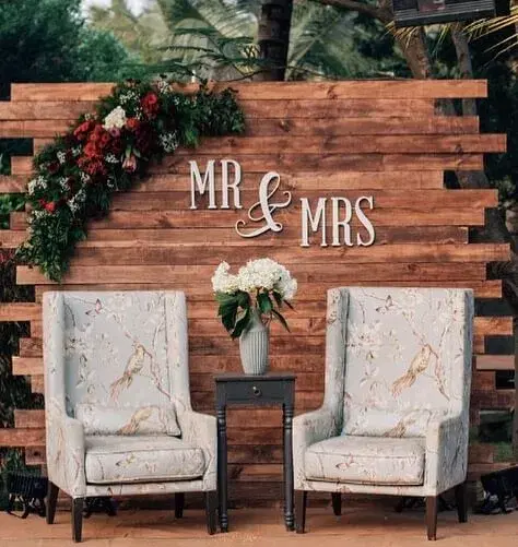 Rustic Relax Lounge