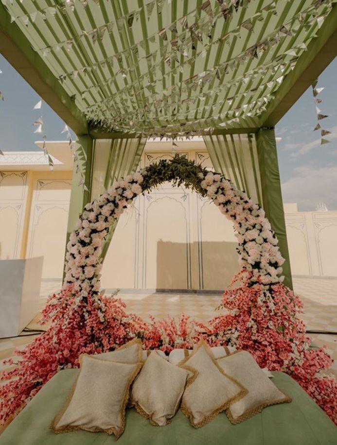 Olivine Archway