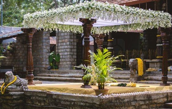 Vintage Vista Mandap