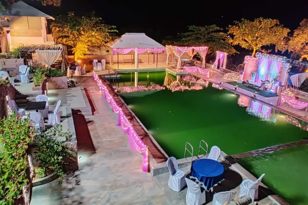 8. Bonfire Resort